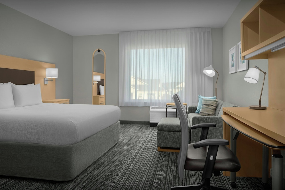 Studio, Suite, King Bed, Sofa, Accessible