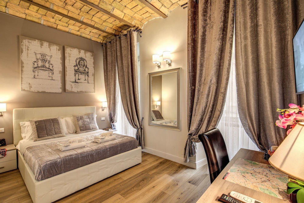 Chester Suites 19/32
