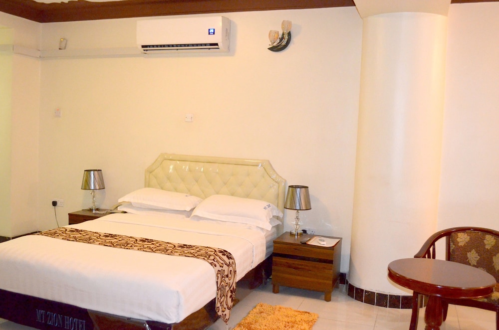 MT. ZION HOTEL 42/74