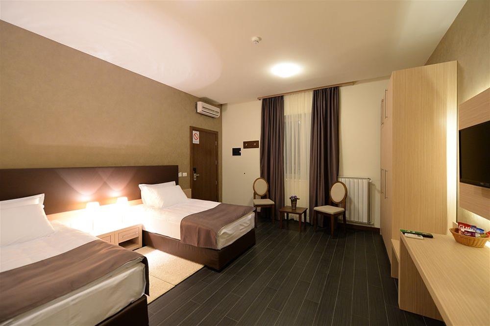 Majdan Hotel 11/38