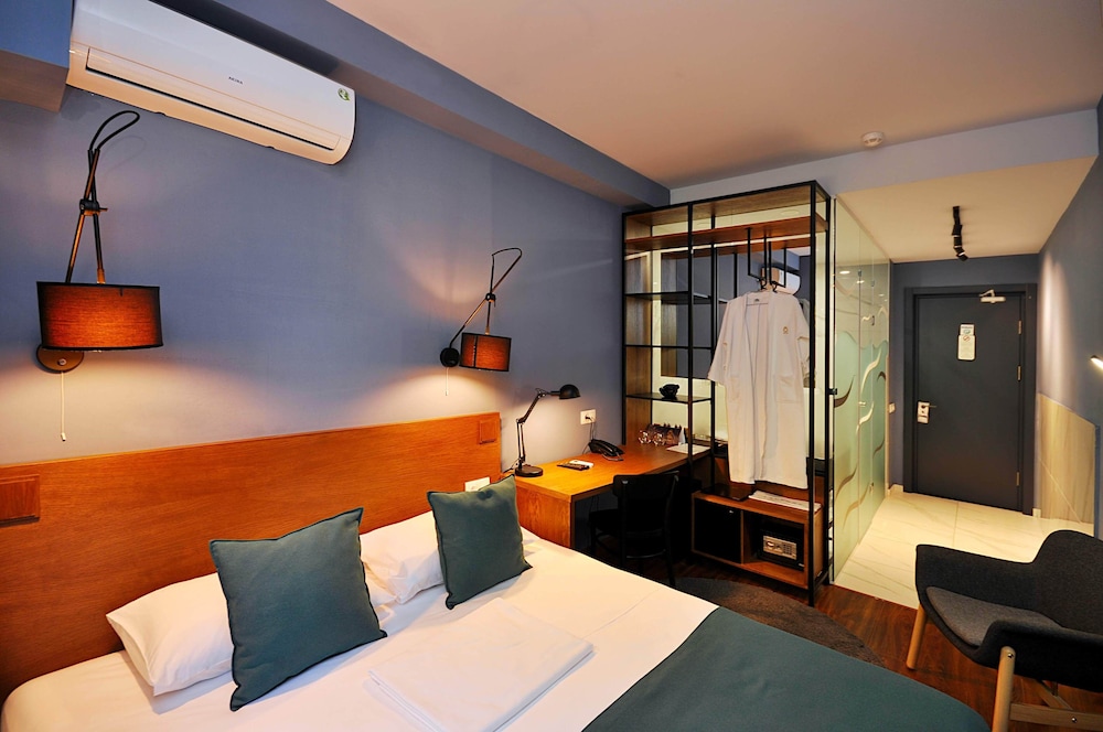 Elle Boutique Hotel 30/69