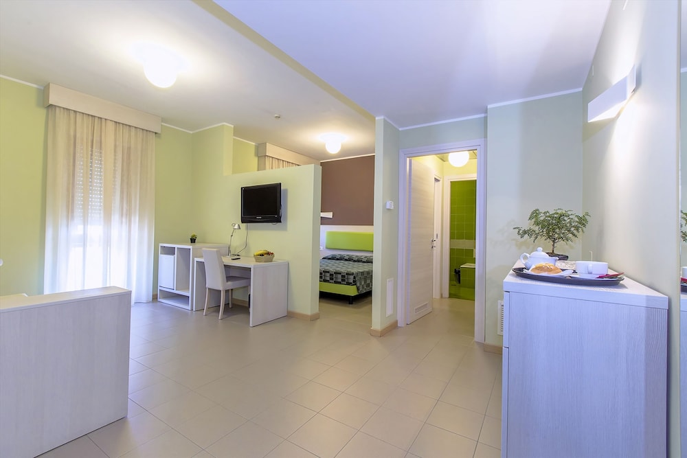 Hotel Residence Ulivi E Palme 39/71