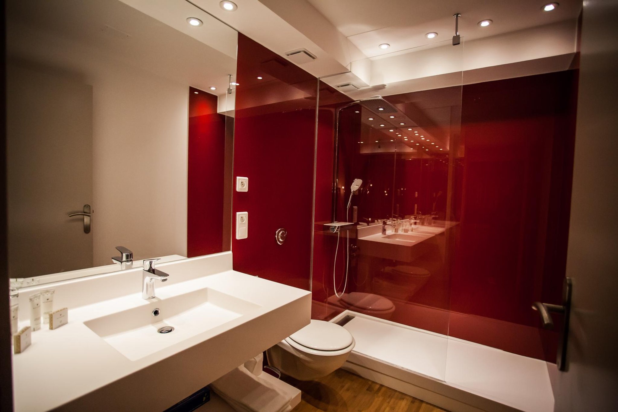 C Suites 56/56