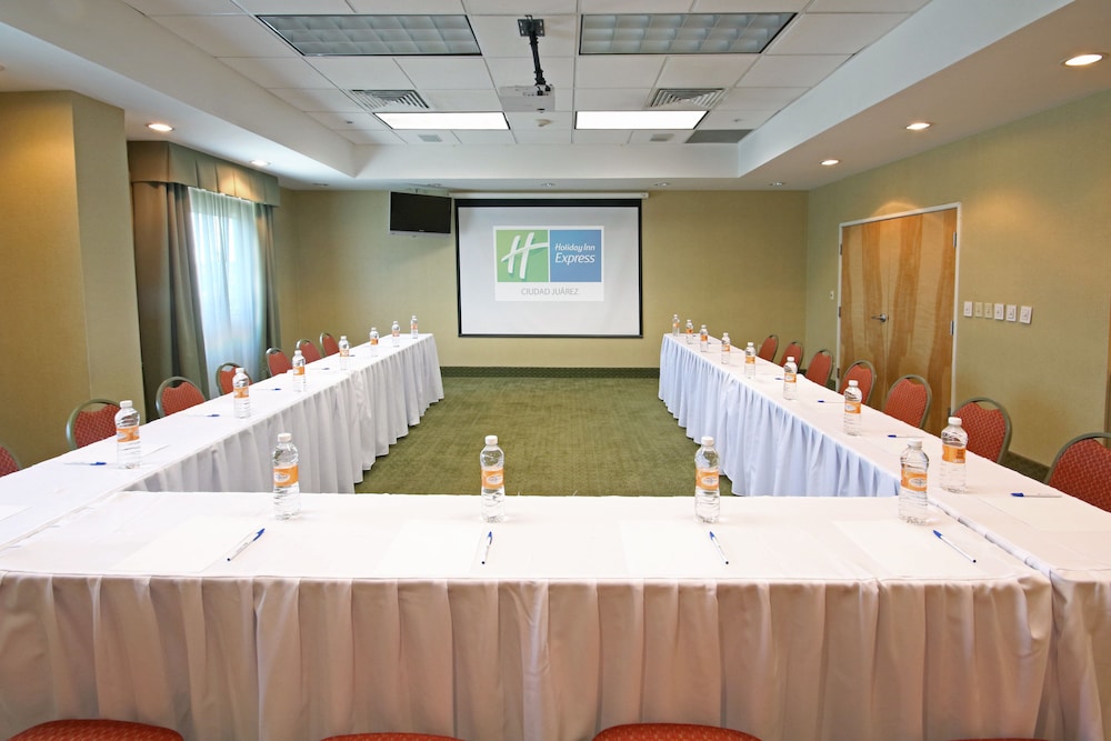 Holiday Inn Express Hotel & Suites Cd. Juarez - Las Misiones 60/76