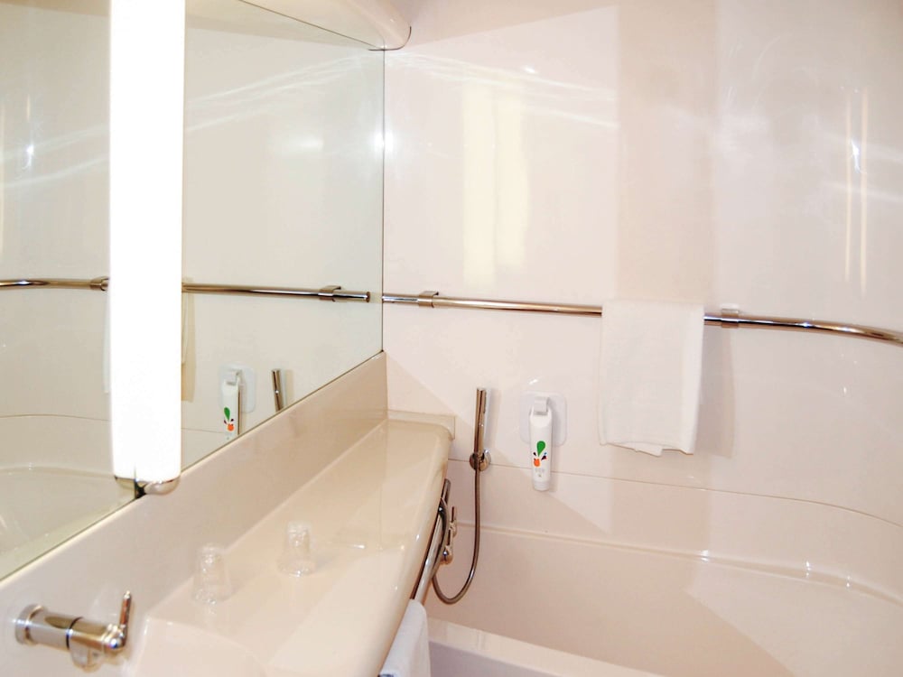 Ibis Styles Marseille Provence Aeroport 78/78