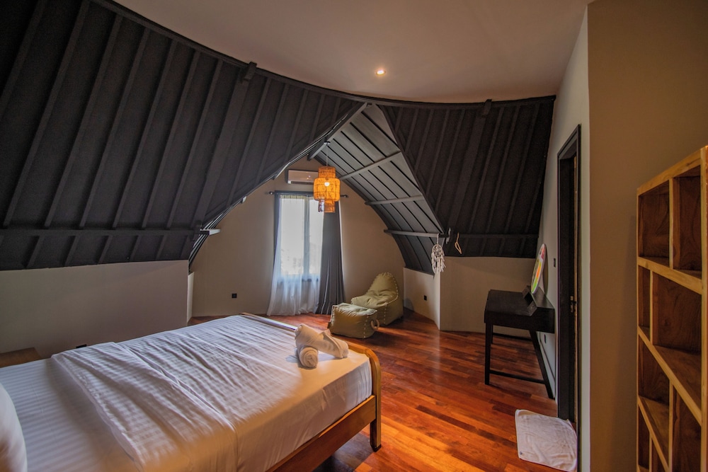 فيلا بسريرين مزدوجين بغرفتي نوم مع أريكة بمسبح خاص، SuB Villas Bali 4/5