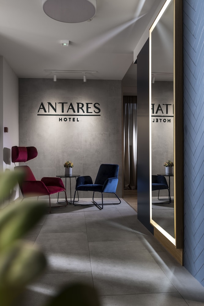 Hotel Antares 30/50
