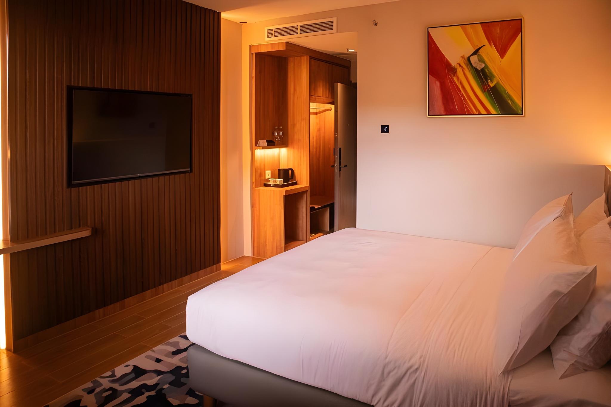 Deluxe, Double Bed