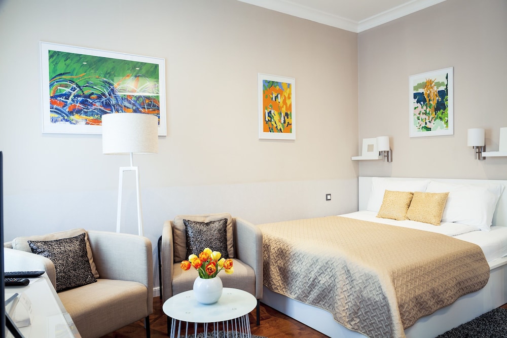 Markiz Luxury Apartments 21/37