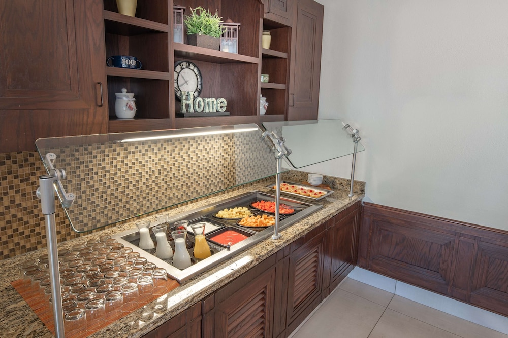 Hilton Garden Inn Granbury 48/64