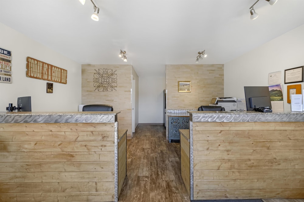 SureStay by Best Western Yerington 10/56