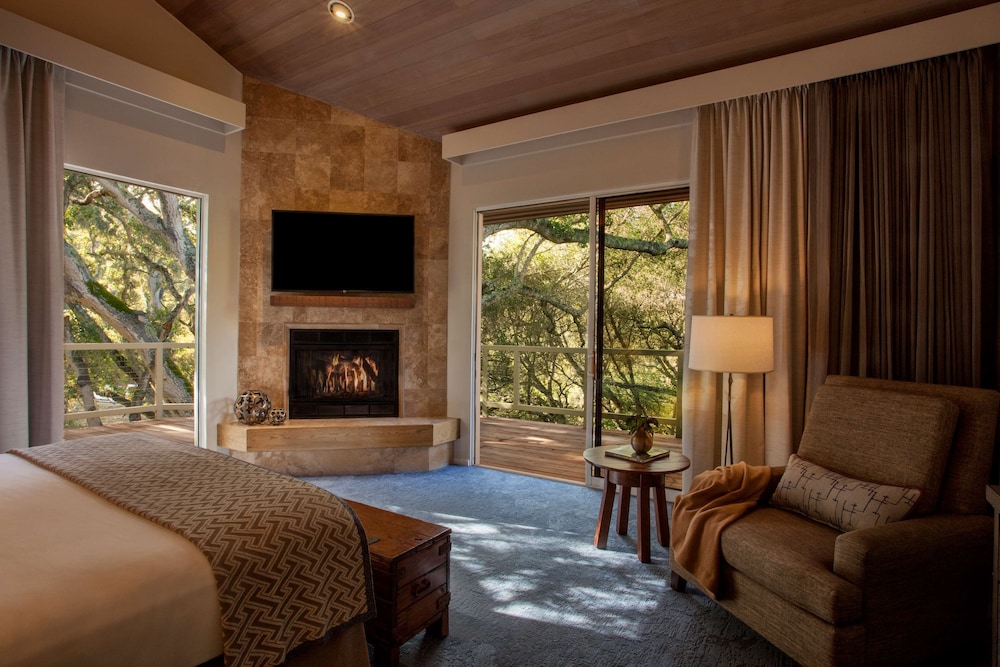 Carmel Valley Ranch 49/76