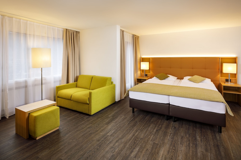 Ramada by Wyndham Baden du Parc 19/74