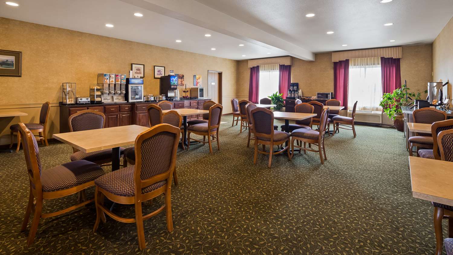 Best Western Penn-Ohio Inn & Suites 20/27