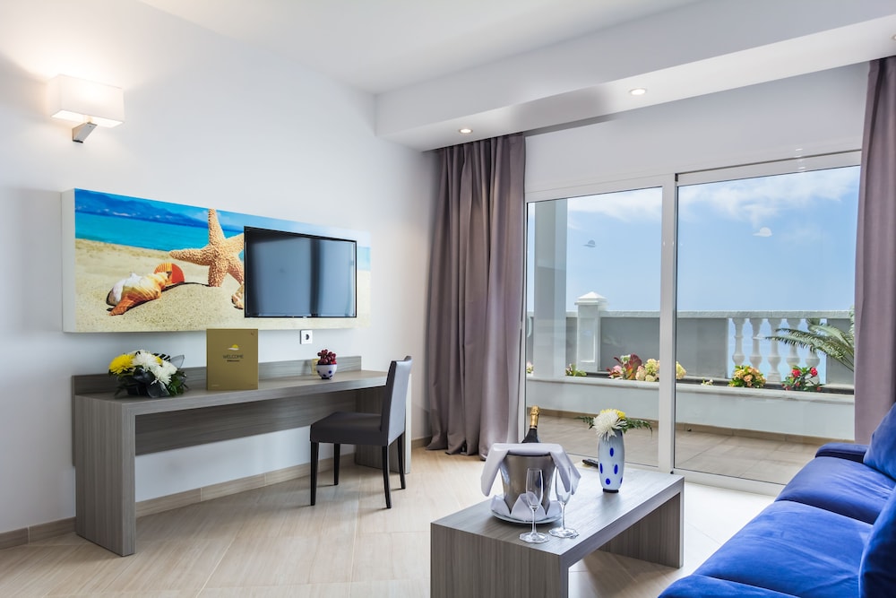 Royal Palm Resort & Spa - Adults Only 36/63
