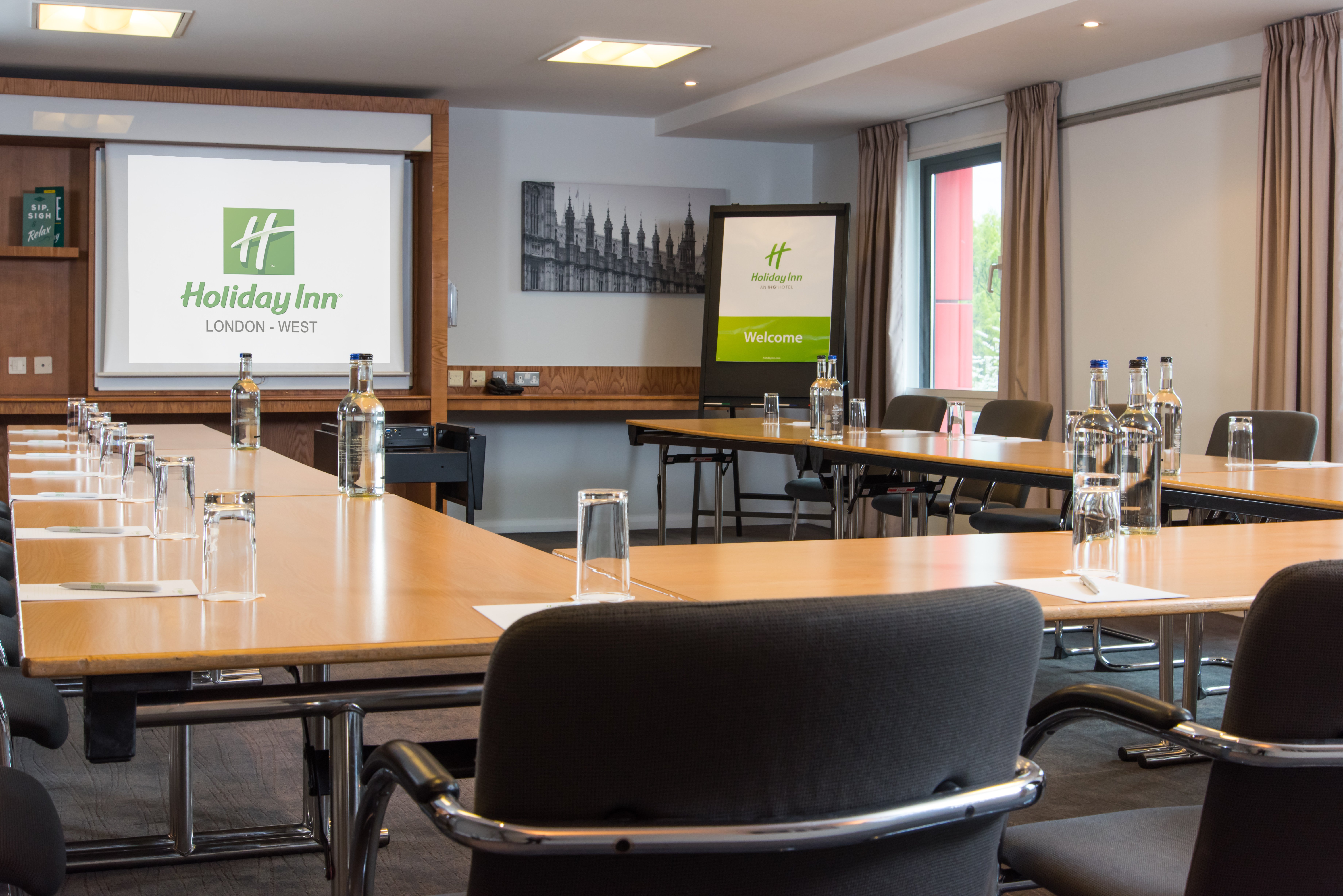 Holiday Inn London West 63/75