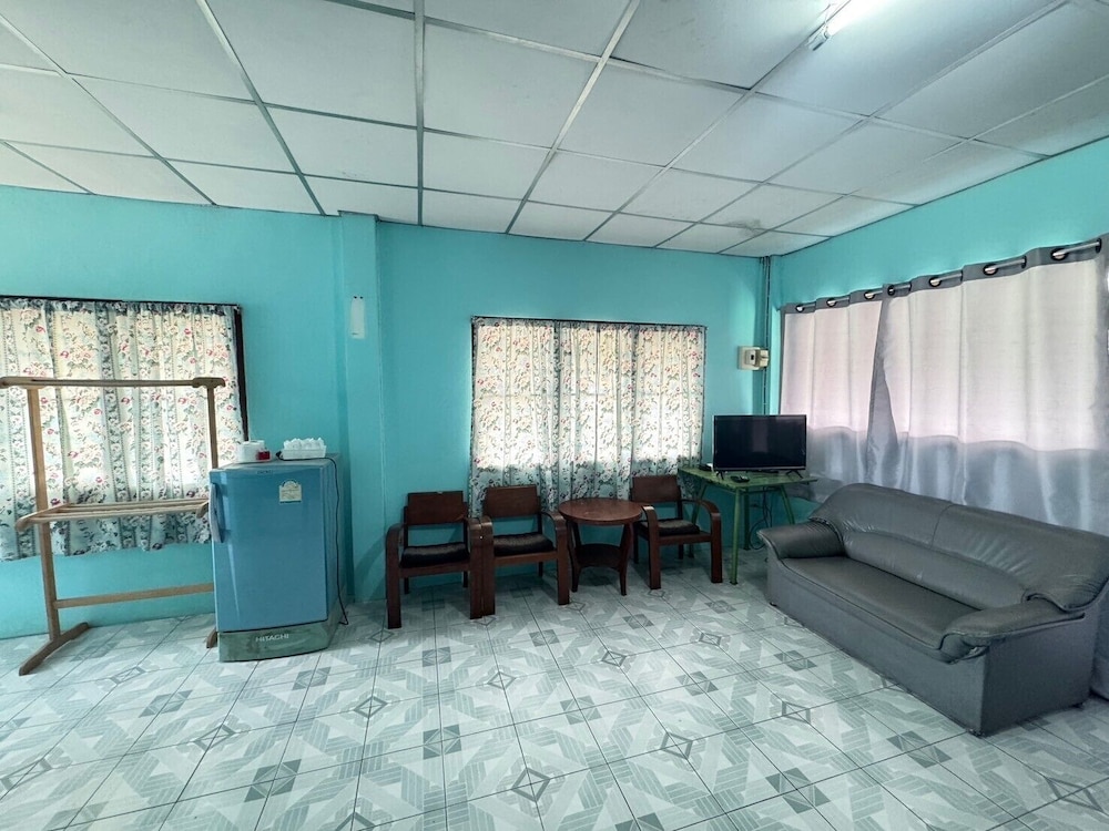 Rimtalay Resort Koh-Sichang 48/70