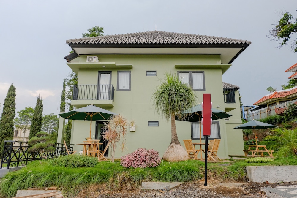 OYO 2350 Panorama Inn Residence 2/25