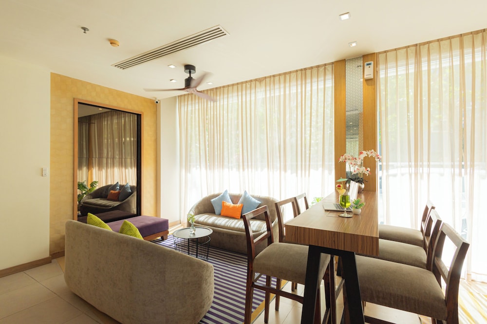 The Ashlee Plaza Patong Hotel & Spa 48/75