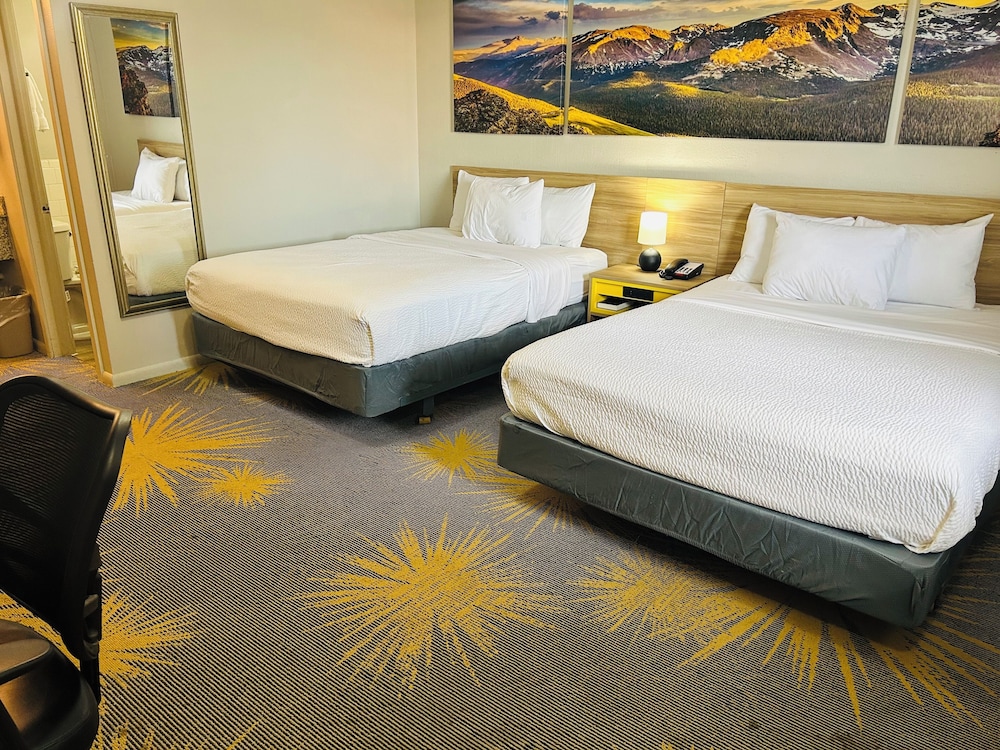 Days Inn by Wyndham Wheatland 21/42