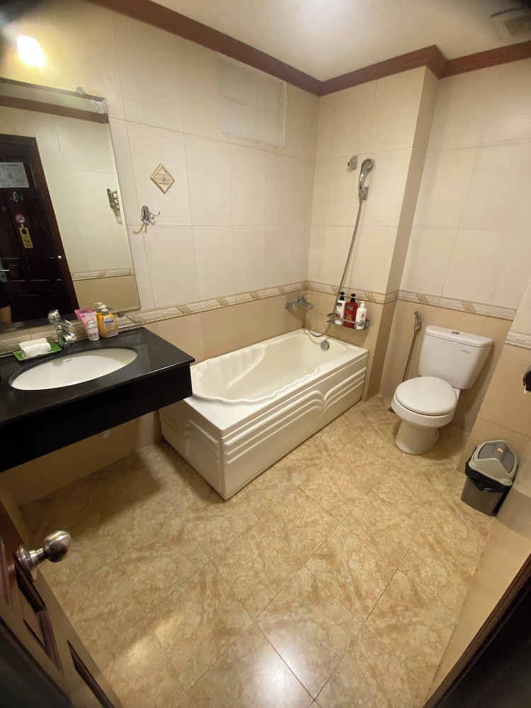 Hanoi Palace Hotel 49/50