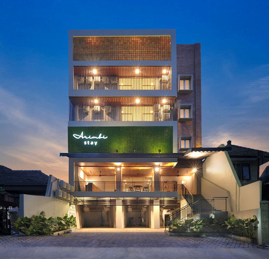 Arimbi Stay Surabaya 1/11