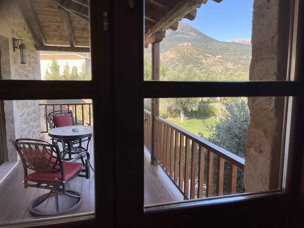 MYSTRAS GRAND PALACE RESORT & SPA 33/50