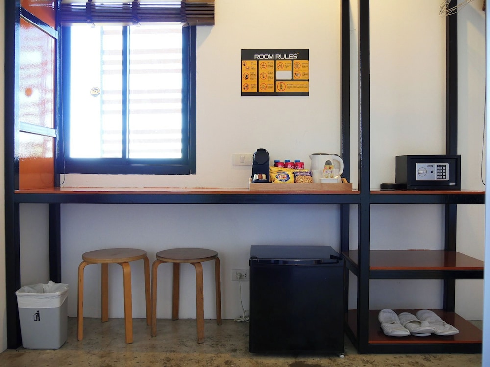 Book A Bed Poshtel - Hostel 62/80