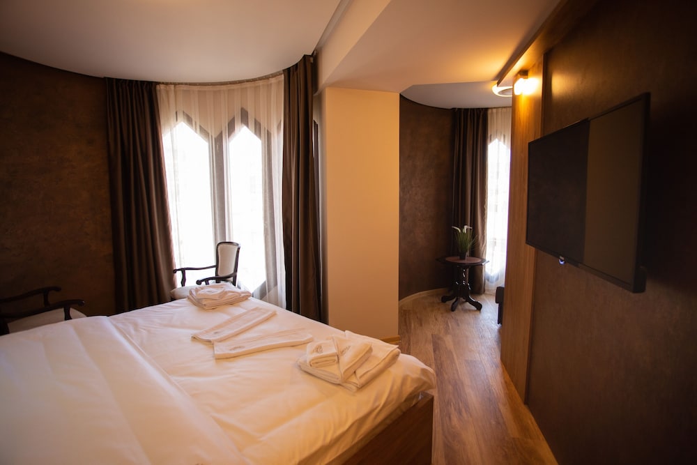 Hotel Vrbak 7/36