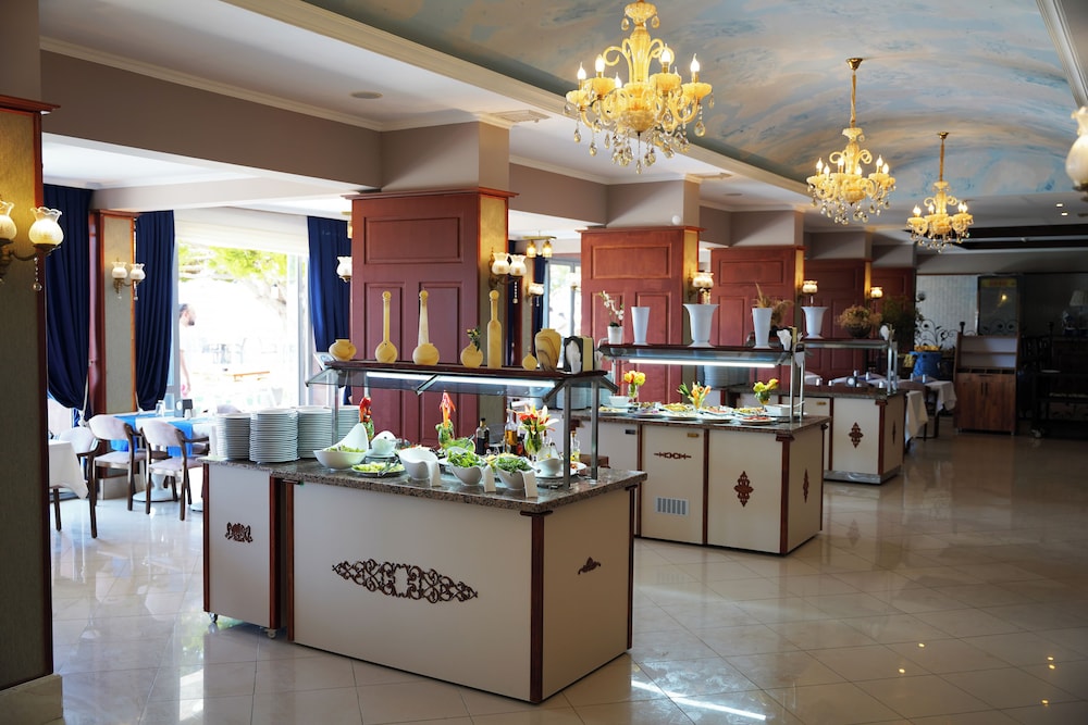 GUMULDUR MAVI DENIZ HOTEL 7/50