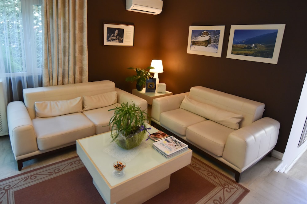 Hotel Sokrat 18/38