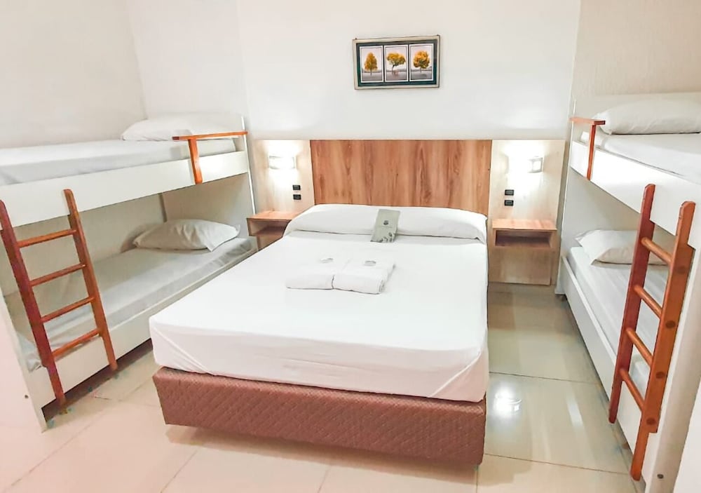 ECONOMY, DOUBLE BED