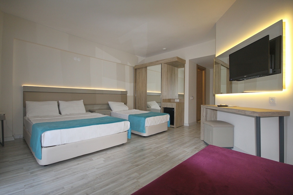 PALMEA HOTEL 28/46