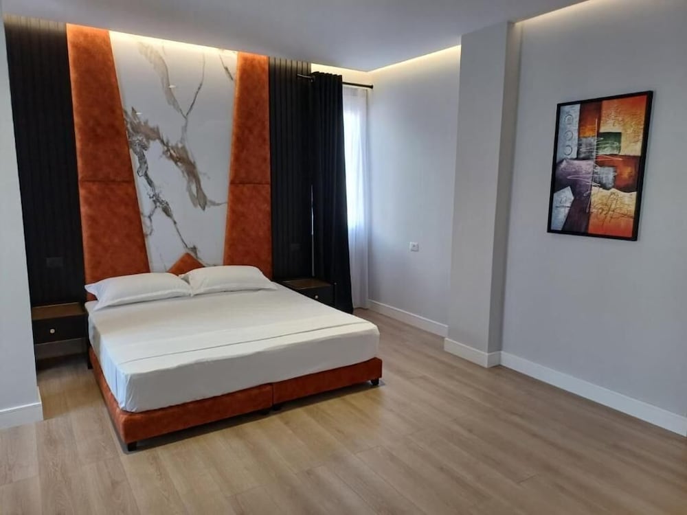 Oxygen Boutique Hotel Tirana 23/55