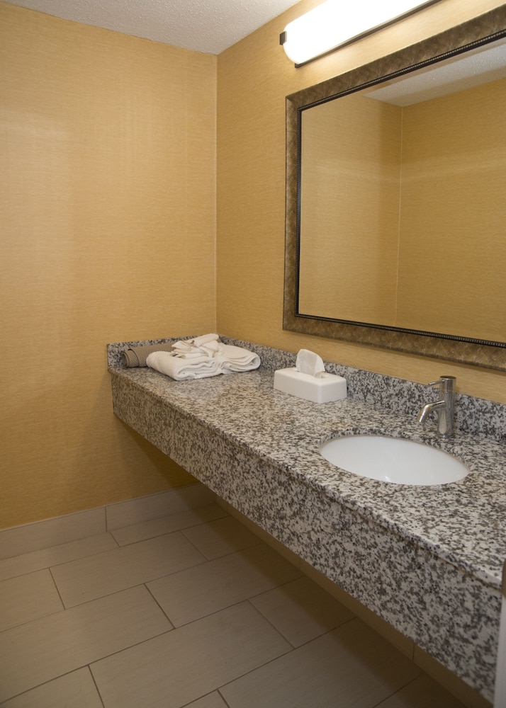 Hampton Falls Inn 44/44