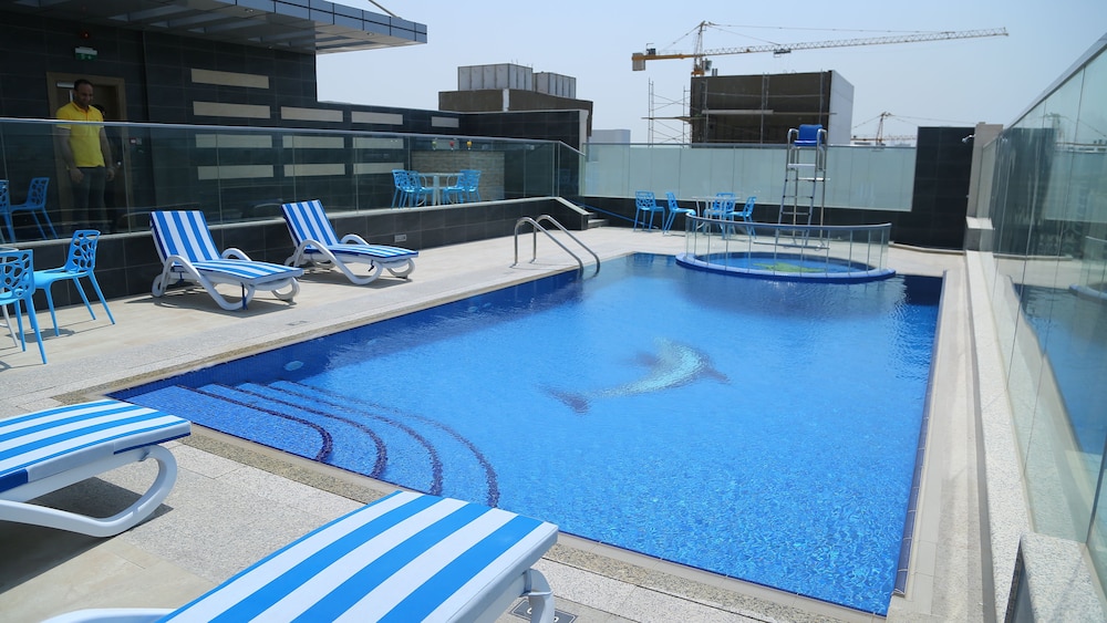 Tulip Al Barsha Hotel Apartment 62/85