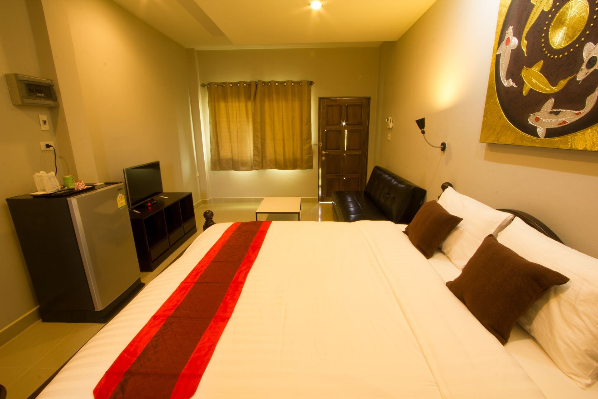 SUPERIOR, KING BED