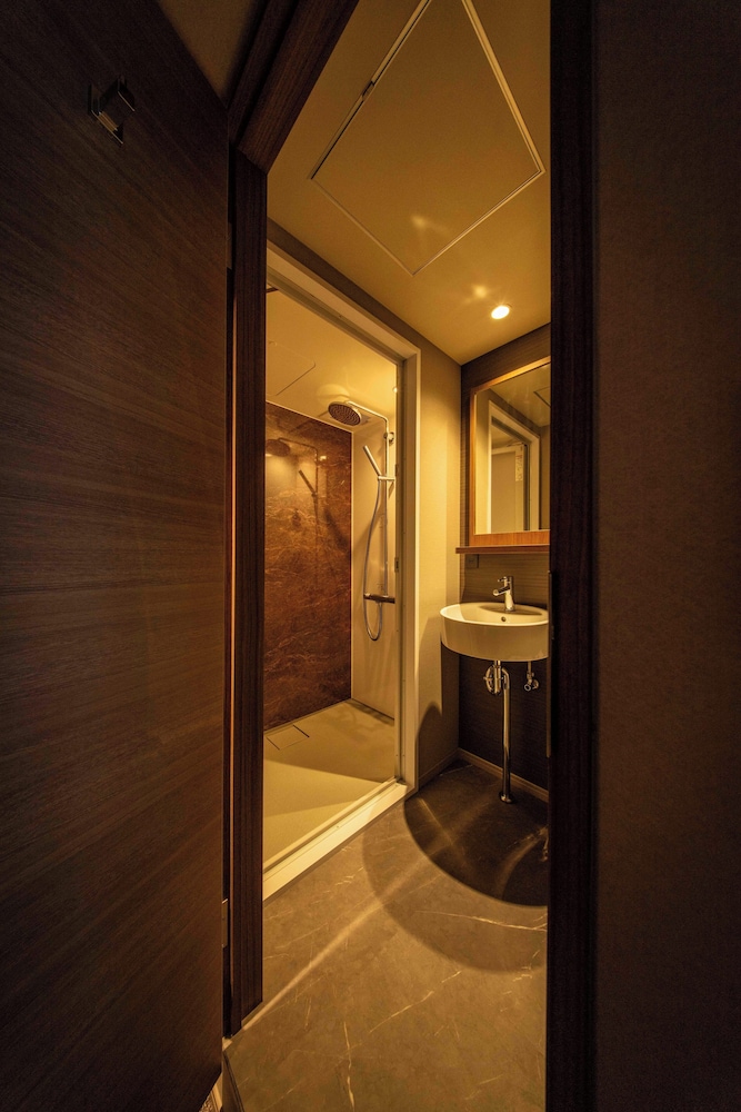 New Osaka Hotel 38/63