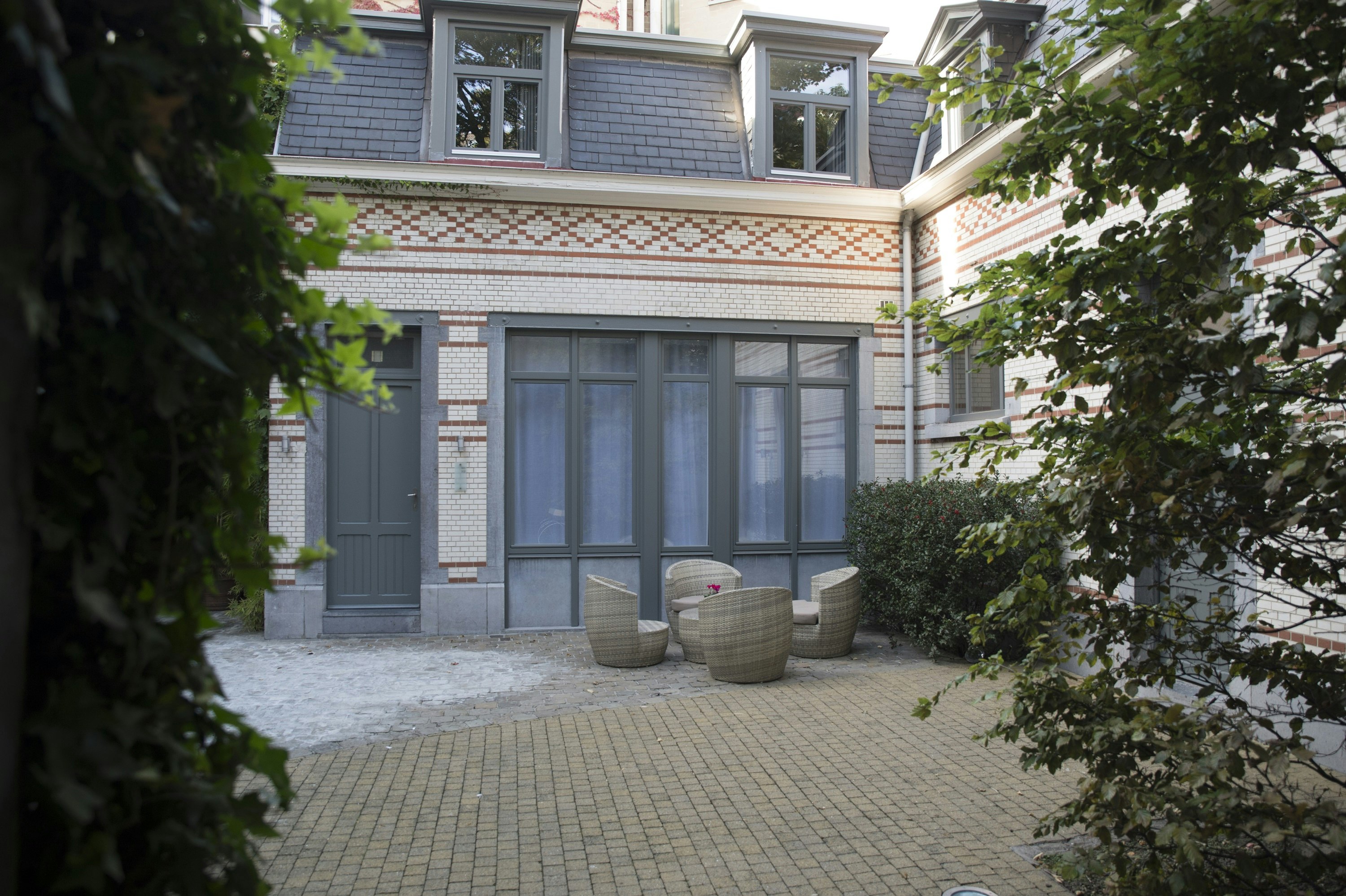 Hotel Du Congres 70/74