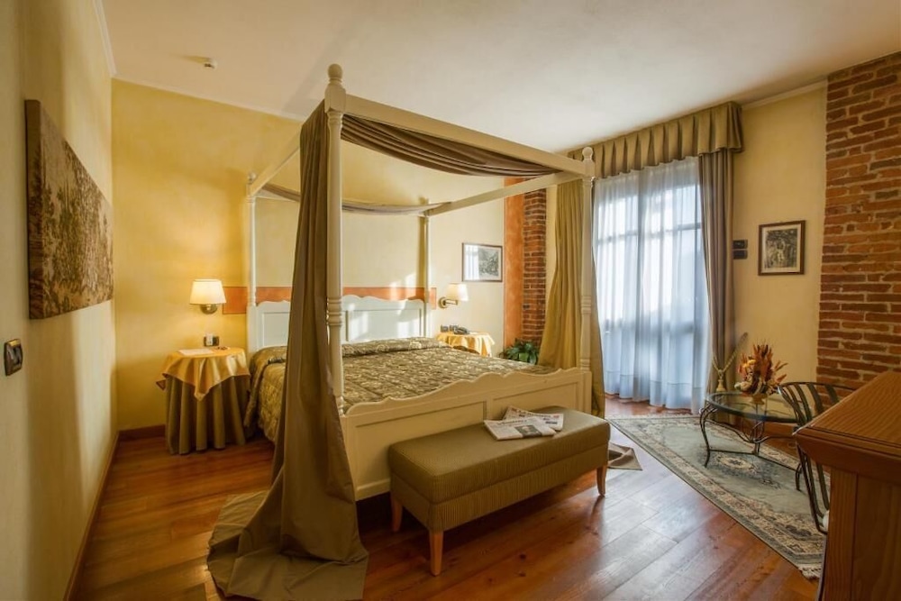 Romantik Furno 10/49