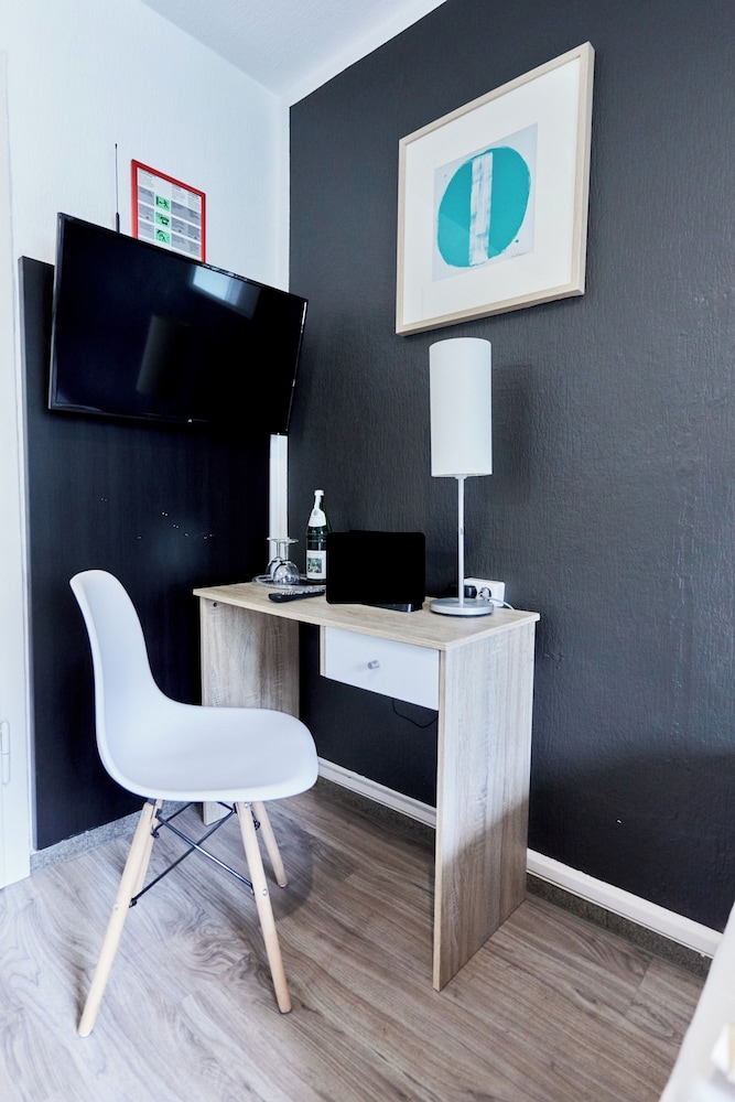 Hotel Alt Deutz City-Messe-Arena 34/50