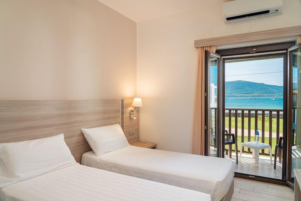 Room at Hotel Portoconte, ALGHERO
