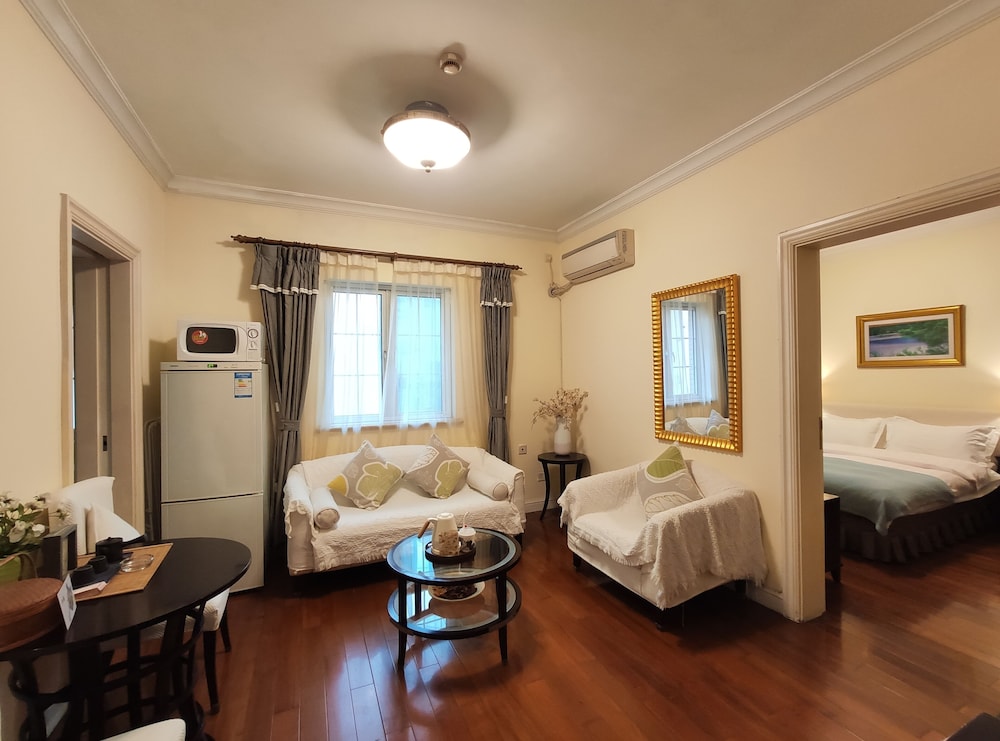 Ladoll Service Apartment 24/71