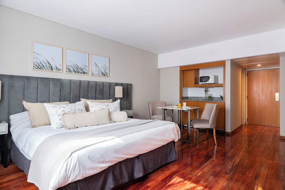 ARGENTA TOWER HOTEL 15/64