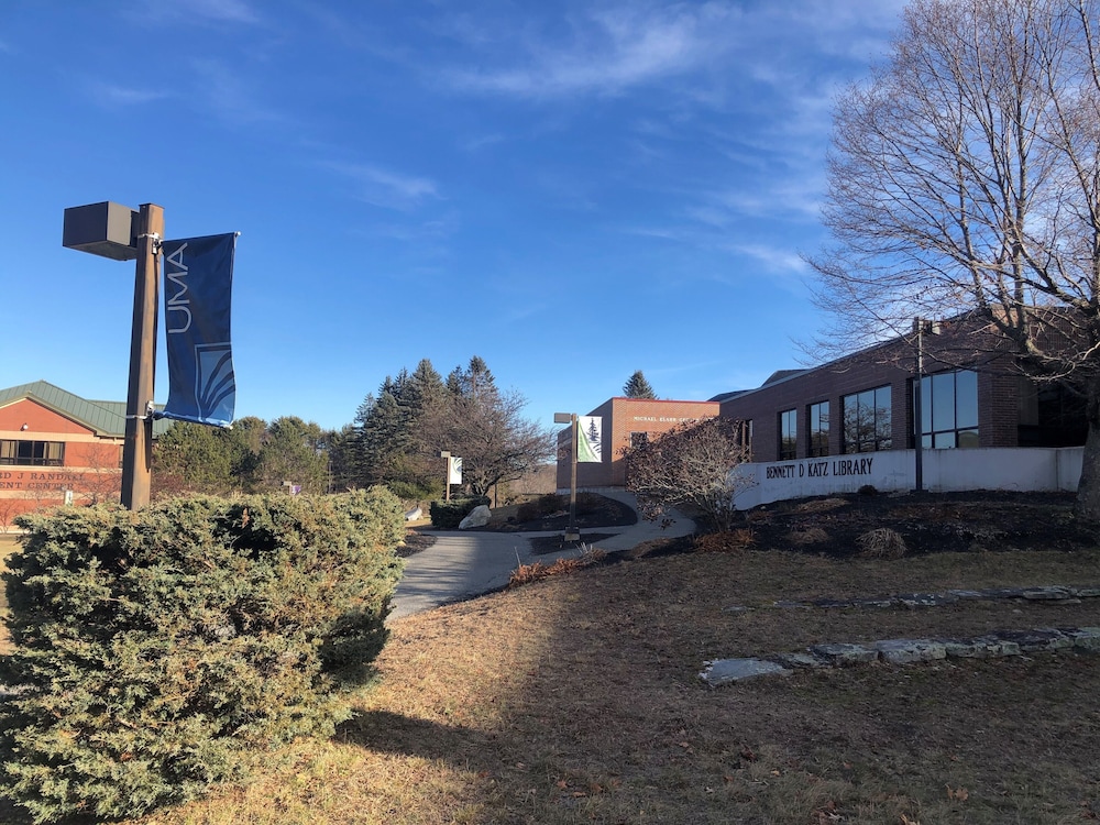 Fairfield Inn & Suites by Marriott Augusta 46/51