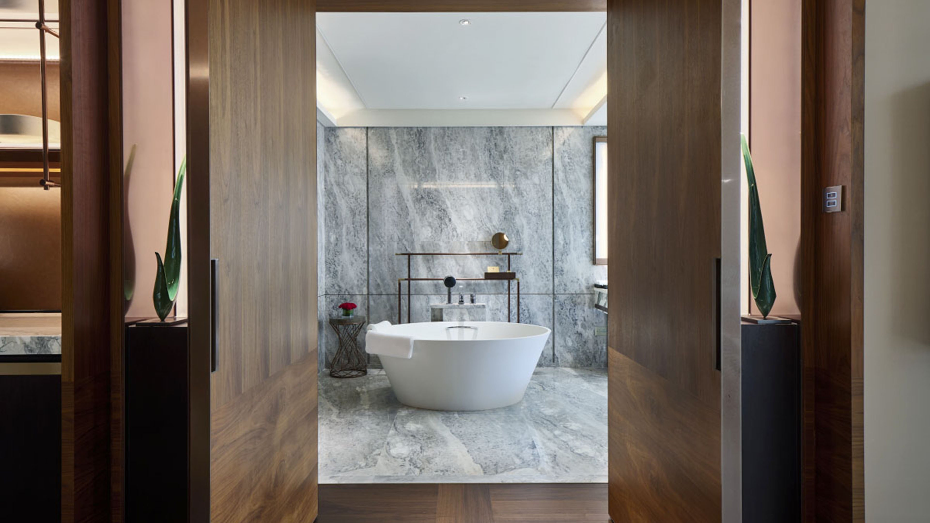 Intercontinental Hotels Zhuhai 50/50