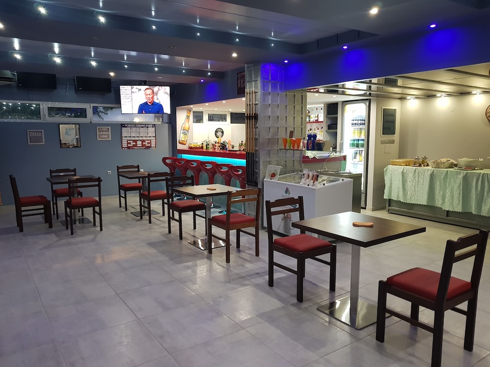 AMAZONES VILLAS APARTMENTS 20/32