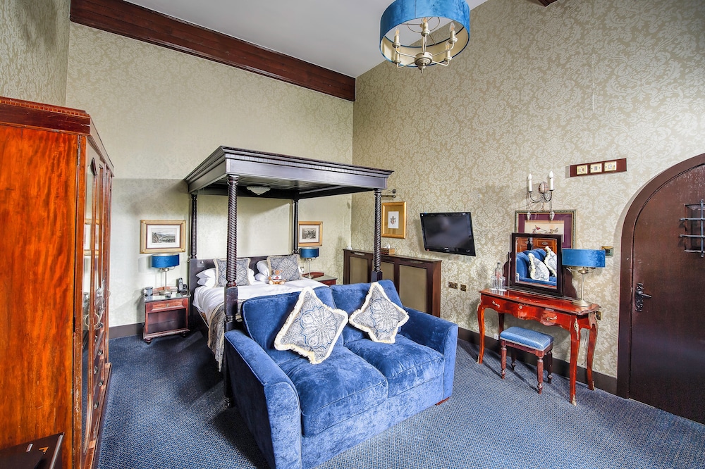Langley Castle Hotel 24/72