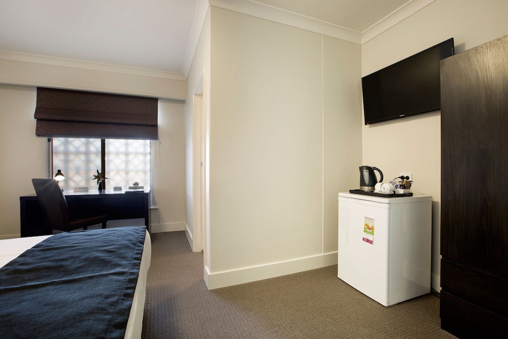 Enfield Hotel 21/55