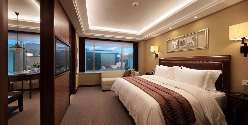Zhejiang Narada Grand Hotel 12/48